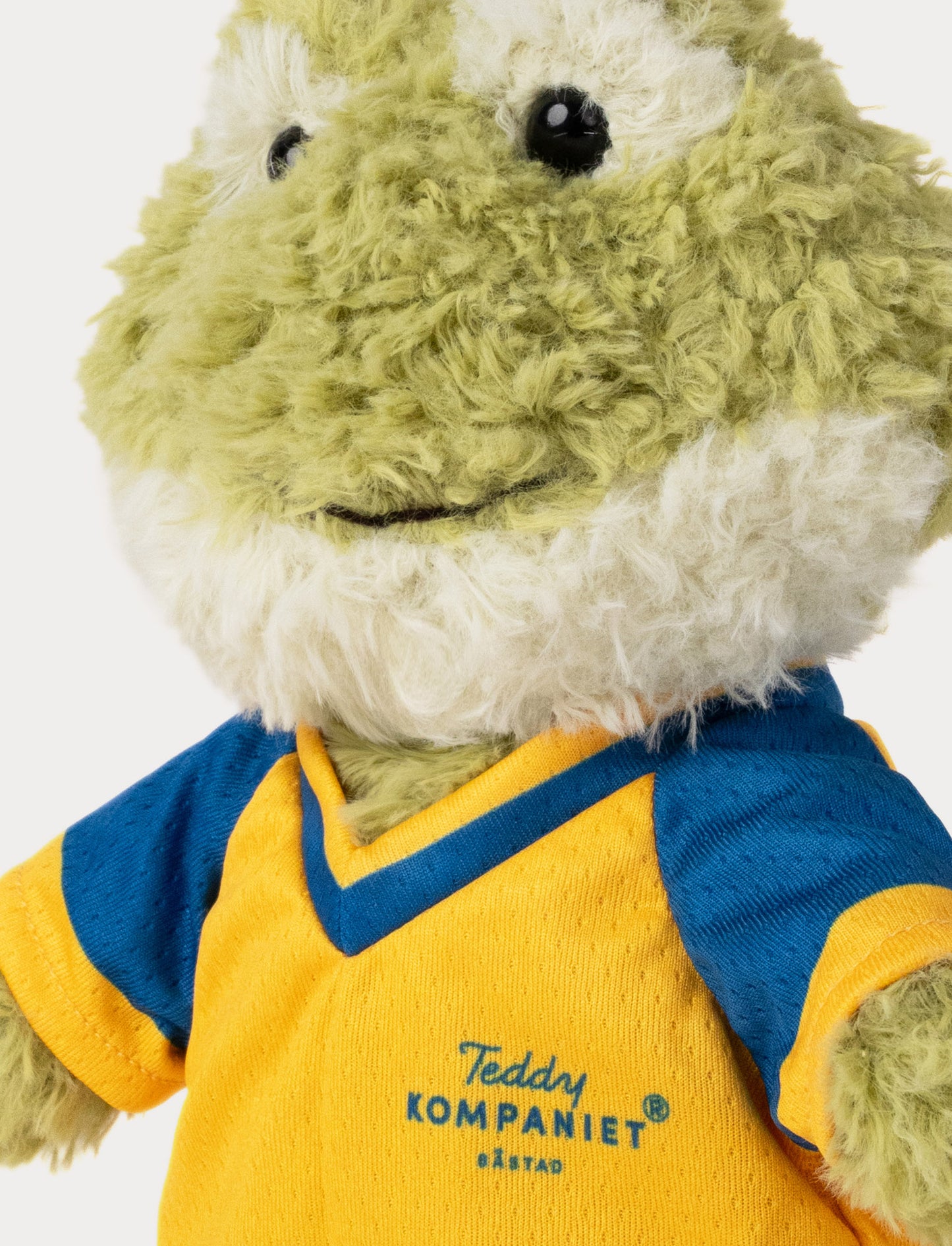 Retro Pals, Groda med Fotbollströja