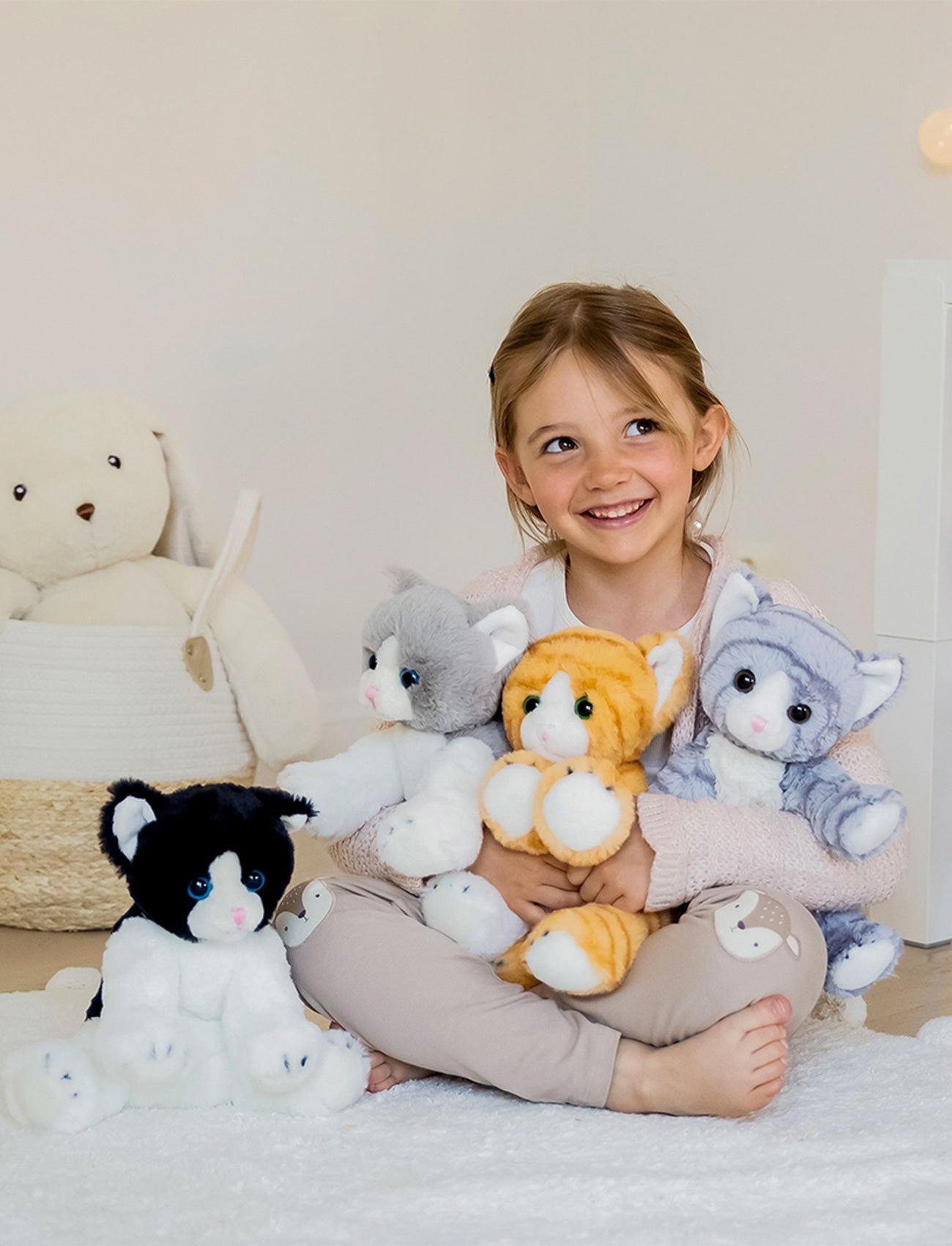 Image of Cat Friends, Mio