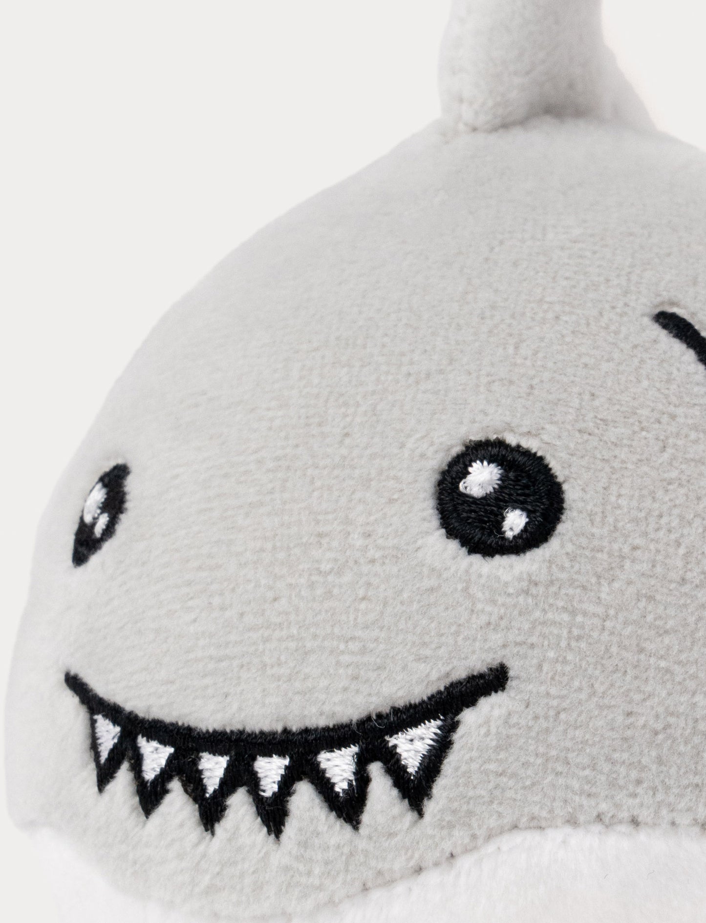 Squeezie, Shark, Small