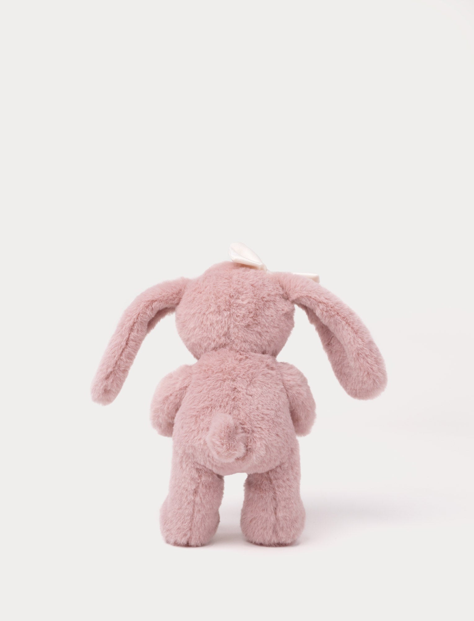 Image of Tyra with Heart