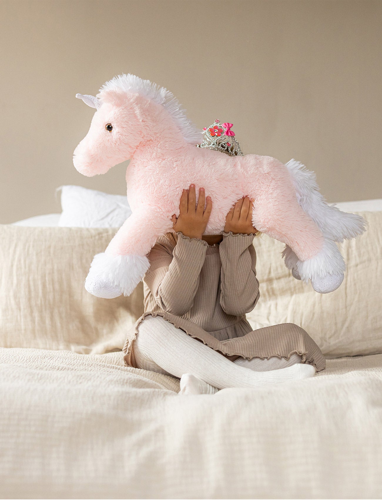 Lying Unicorn, Small