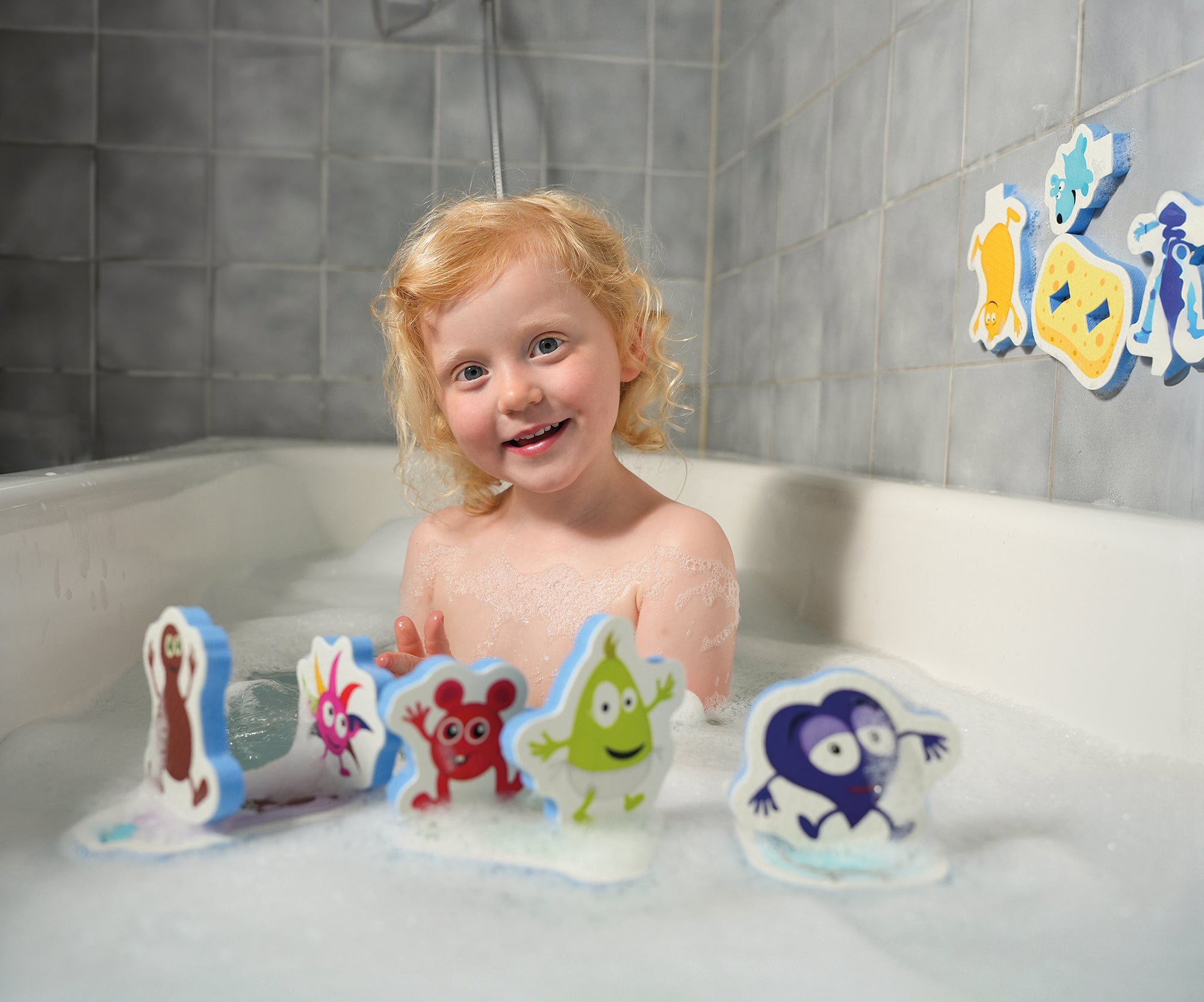  Image of files/14013_GirlBathToys_LOW.jpg