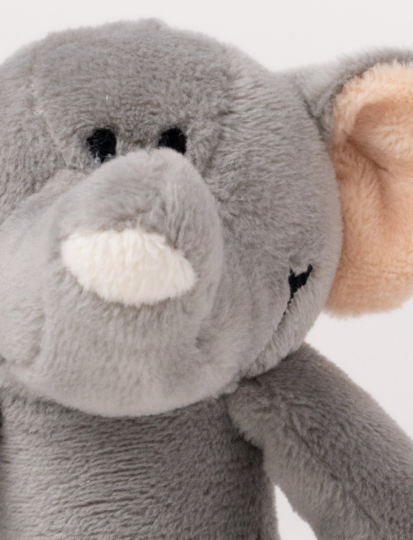 Diinglisar, Rattle, Elephant
