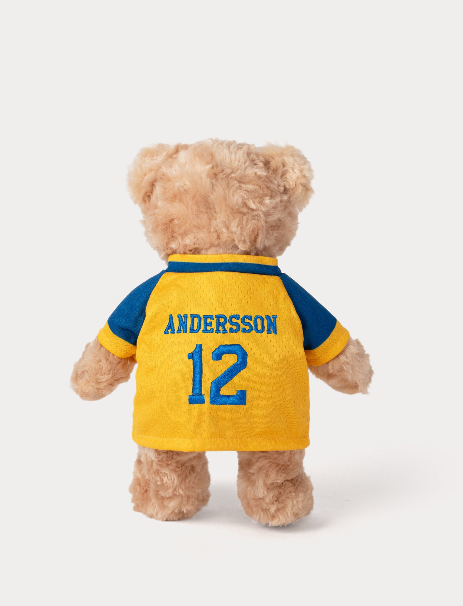  Image of Pontus med Fotbollströja