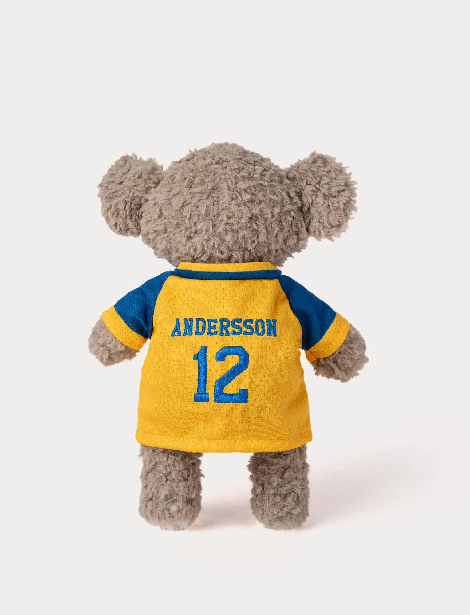  Image of Retro Pals, Elefant med Fotbollströja