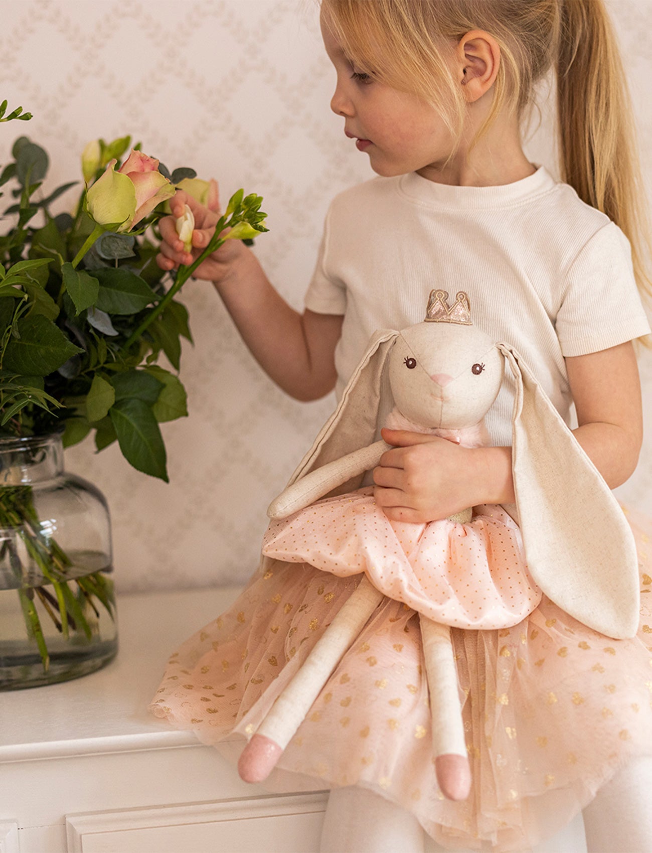 Ballerina Line – elegant & playful bunny – Teddykompaniet