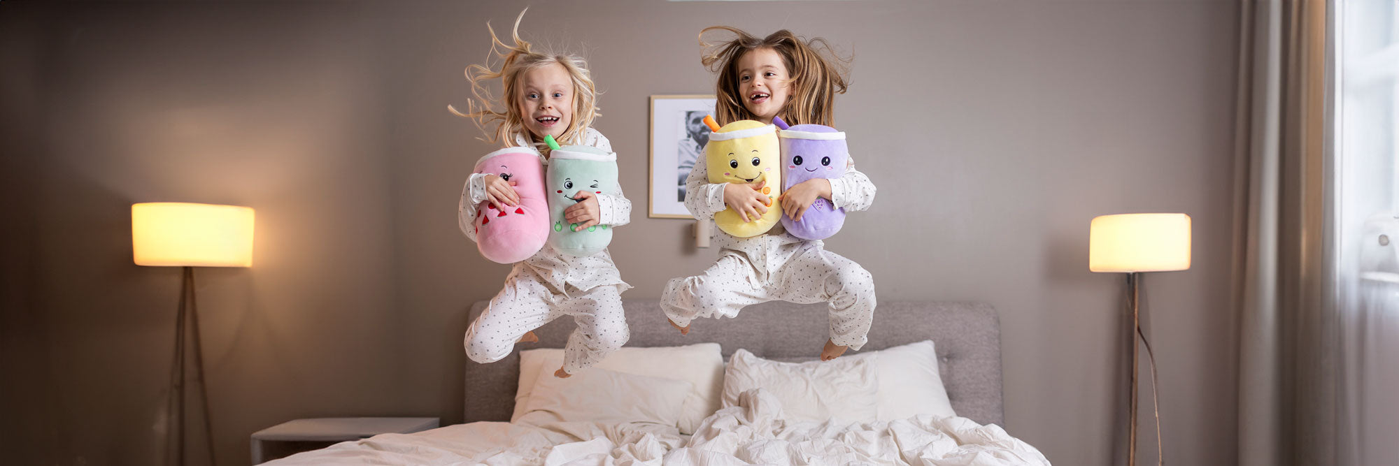  Image of files/4221_4224_BubbleTeaJumpBed_LOW_23f225ad-06f9-4e4e-ba46-475d4a5f053a.jpg