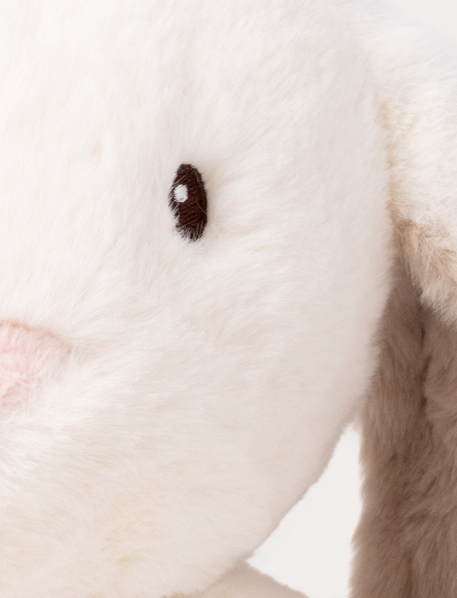 Teddy Mocca – Exclusive and Luxuriously Soft Plush Bunny