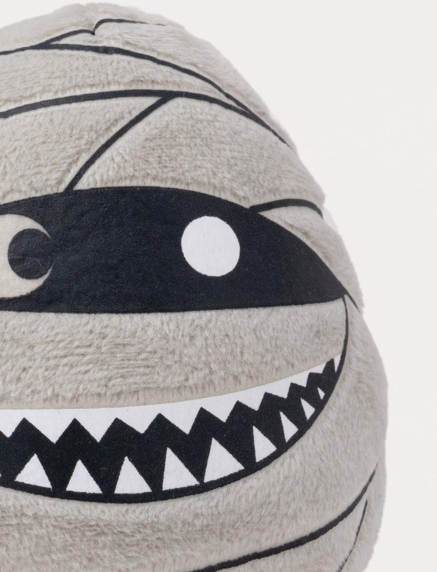 Glow-in-the-Dark, Mumie
