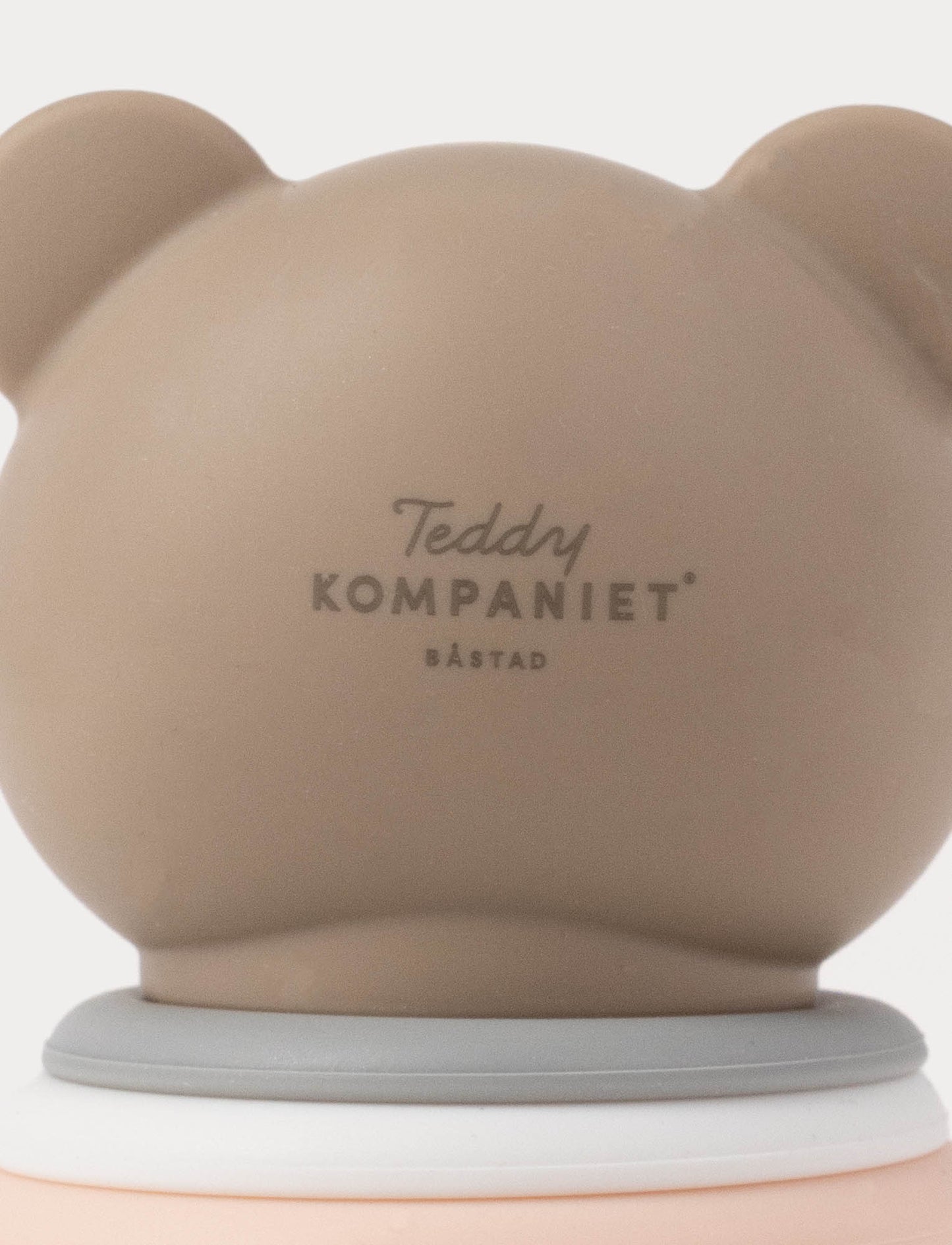 Pinoamislelu, Nalle, Silikoni