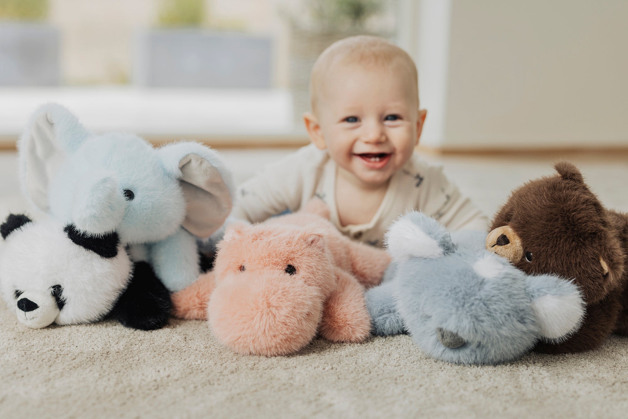  Image of files/4354_4358_4355_4357_4359_BabyFloorLaugh_LOW_57272517-cbfa-4f09-a409-76631f7ea55b.jpg