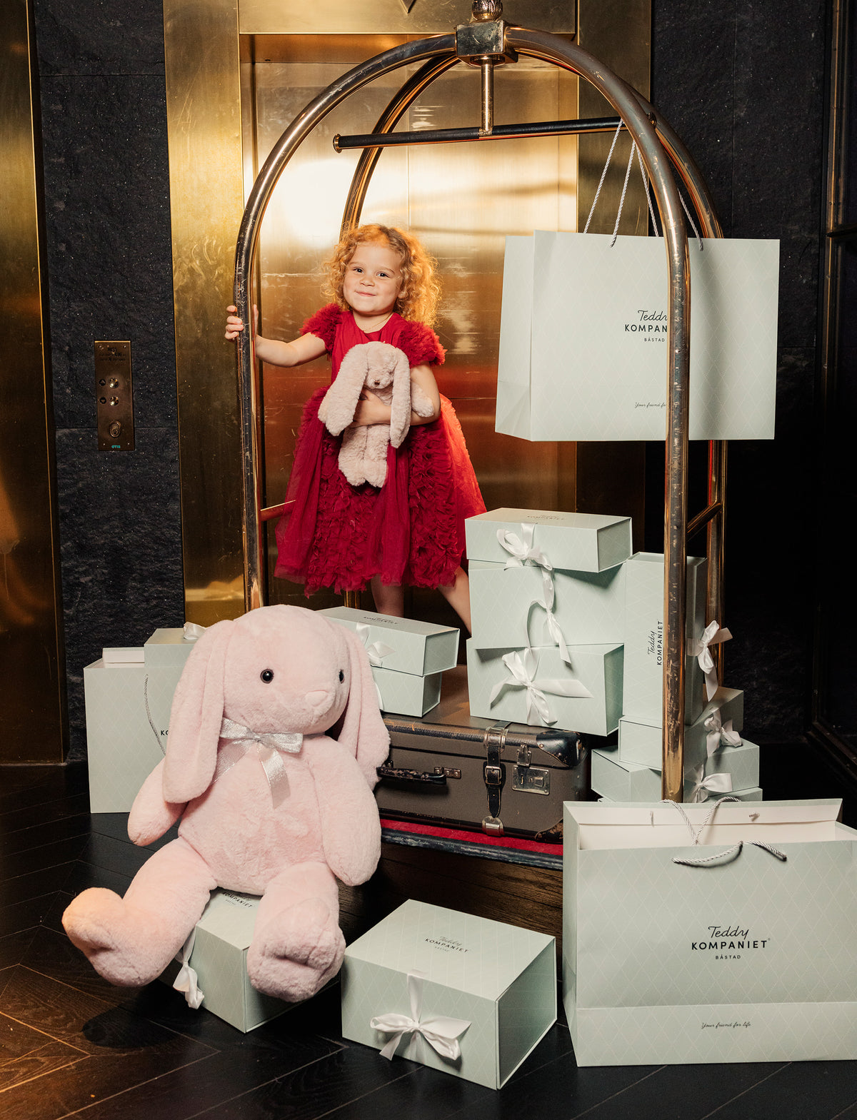  Image of Olivia, Bunny, Big
