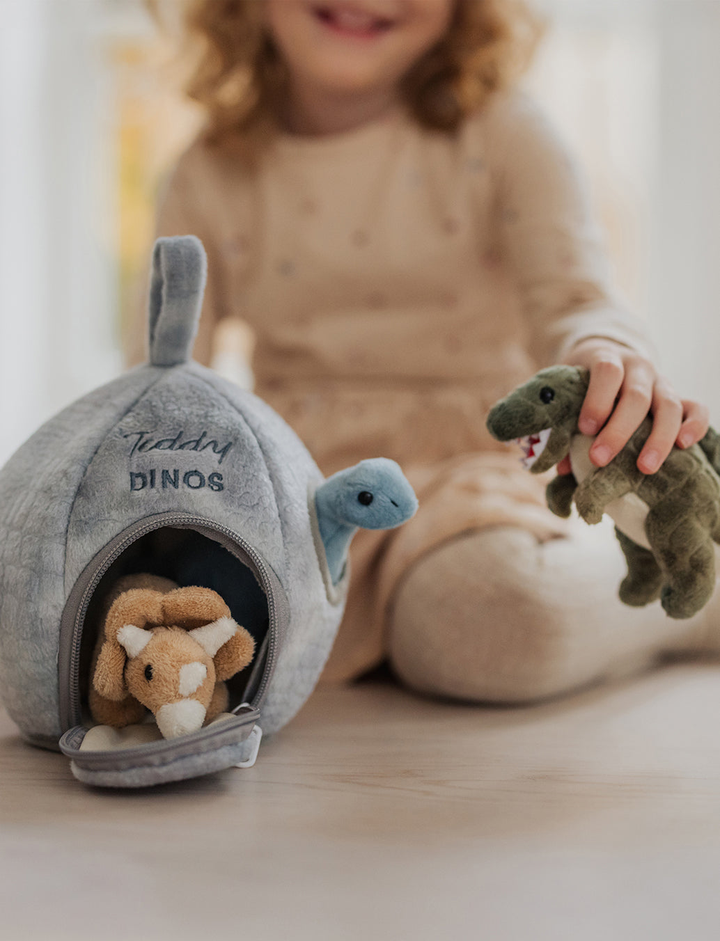  Image of Dino Bo, Lekset