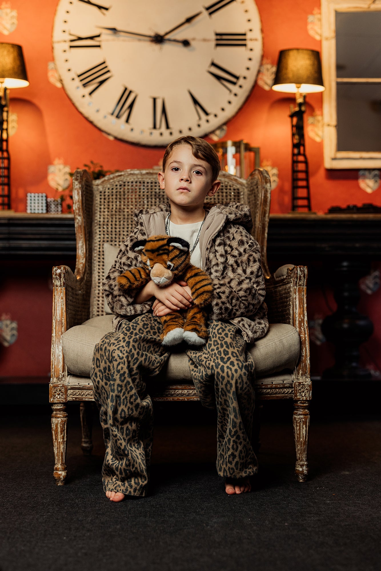  Image of files/4433_TeddyWild_ChairBoy_Tall_LOW_93a84962-f74a-4e32-8ab2-8f5d08aabd86.jpg