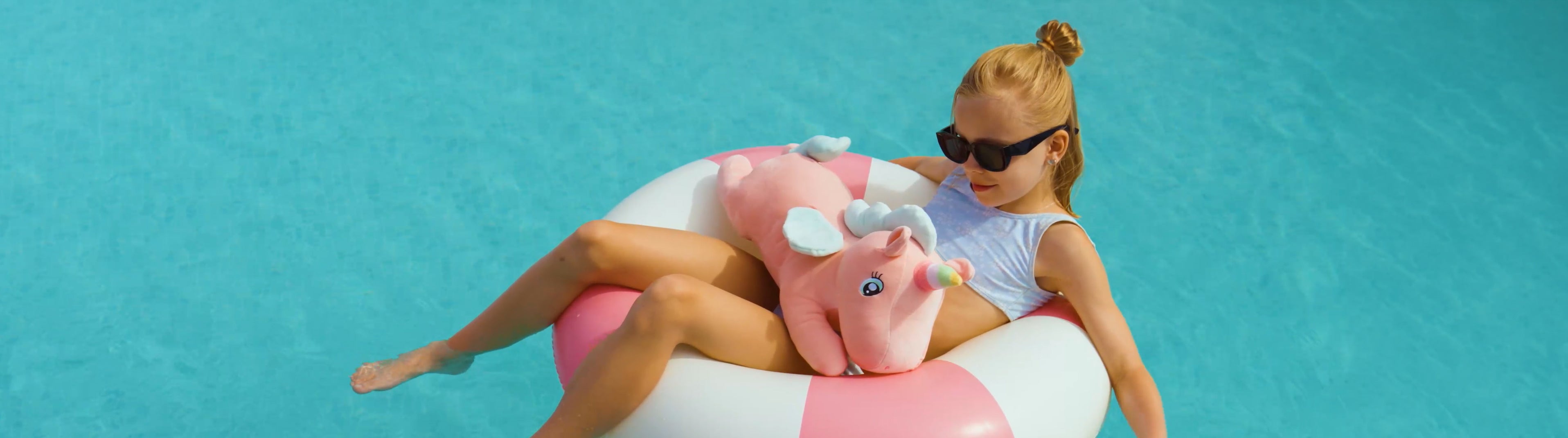  Image of files/teddy_vacation_2.jpg